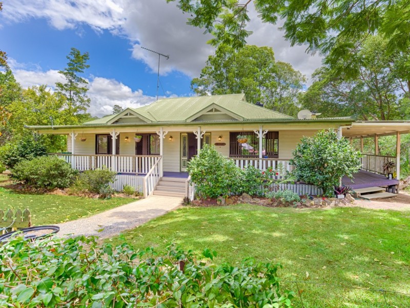 14 Charles Street, Cooran QLD 4569