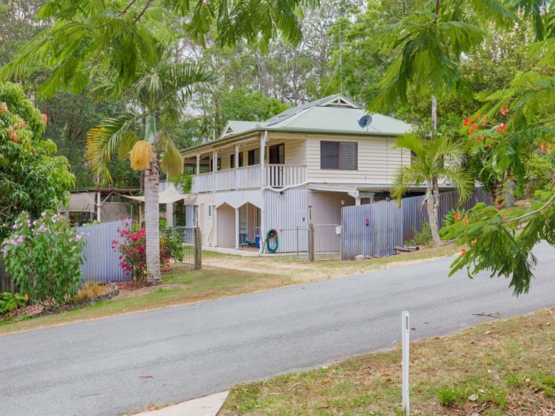 14 Charles Street, Cooran QLD 4569