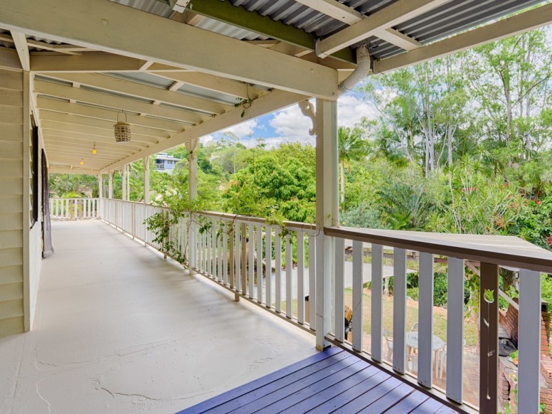 14 Charles Street, Cooran QLD 4569