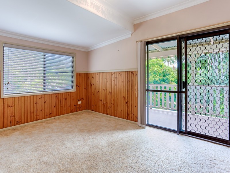 14 Charles Street, Cooran QLD 4569