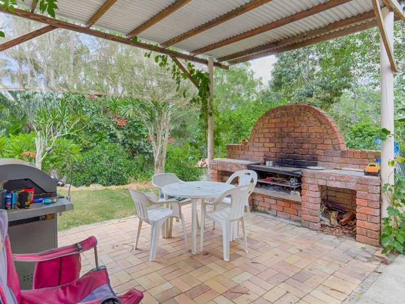 14 Charles Street, Cooran QLD 4569