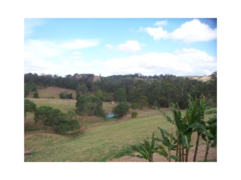 440 Coles Creek Rd, Cooran QLD 4569