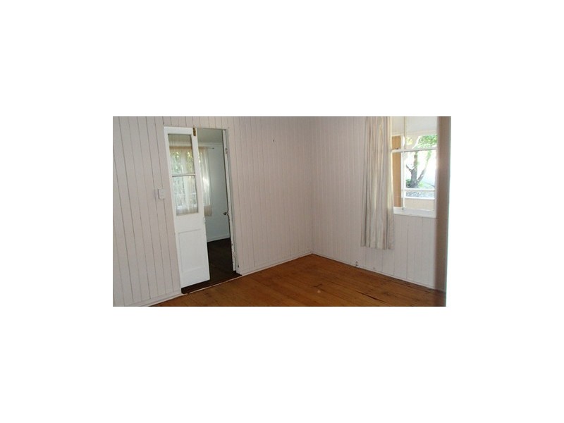 13 Prince Street, Cooran QLD 4569