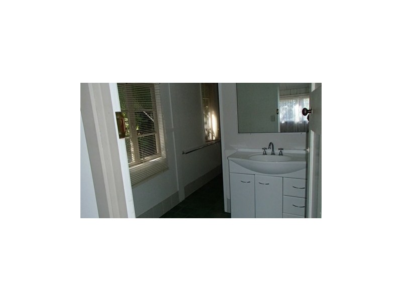 13 Prince Street, Cooran QLD 4569