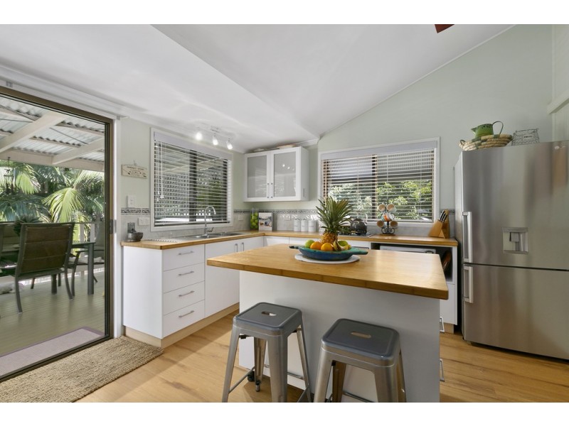 23 Red Street, Pomona QLD 4568