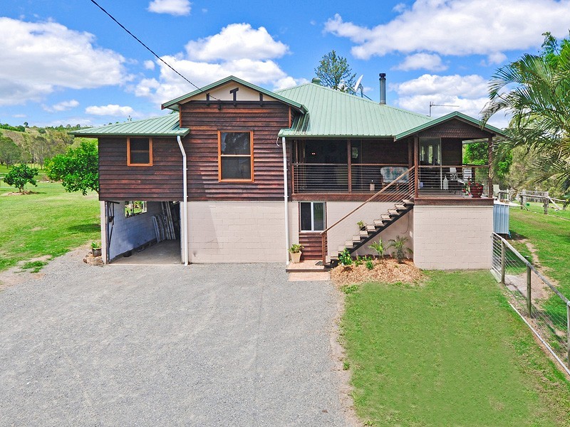 99 Traveston Road, Traveston QLD 4570