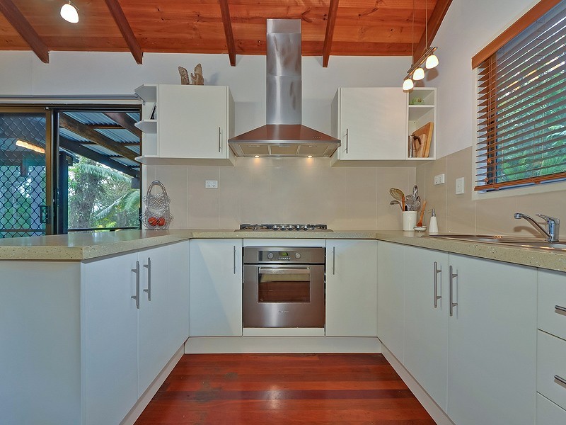 42 Summit Road, Pomona QLD 4568