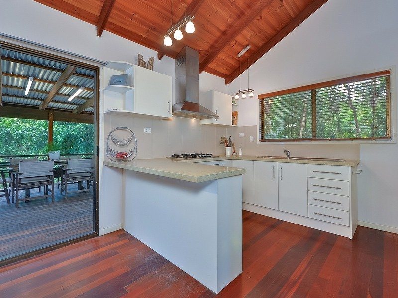 42 Summit Road, Pomona QLD 4568