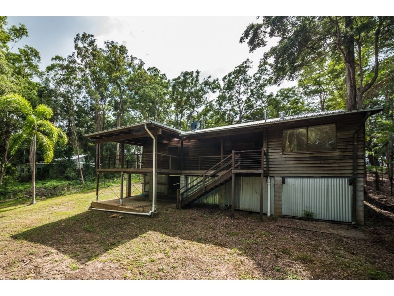 42 Summit Road, Pomona QLD 4568