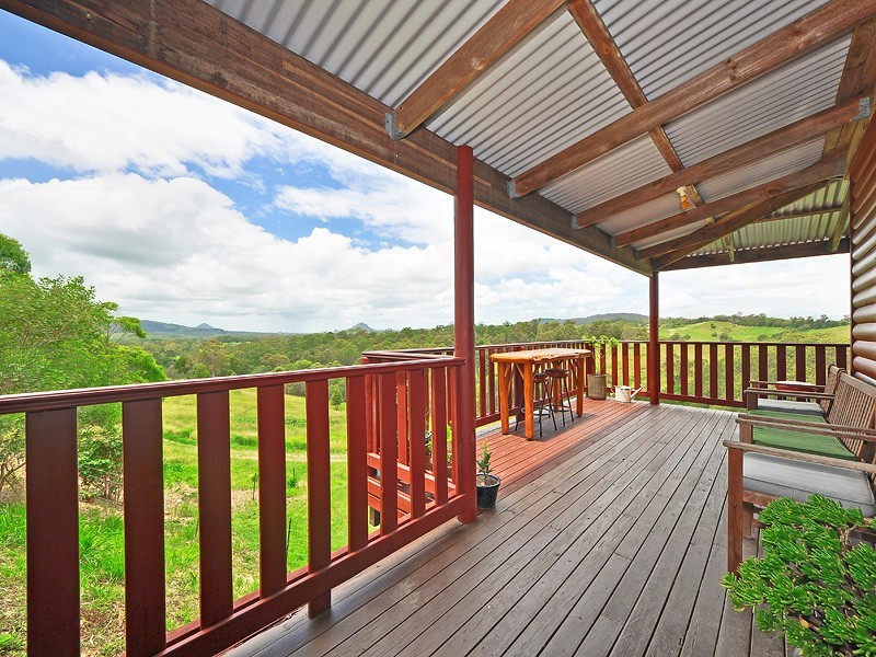 133 Lehman Rd, Traveston QLD 4570