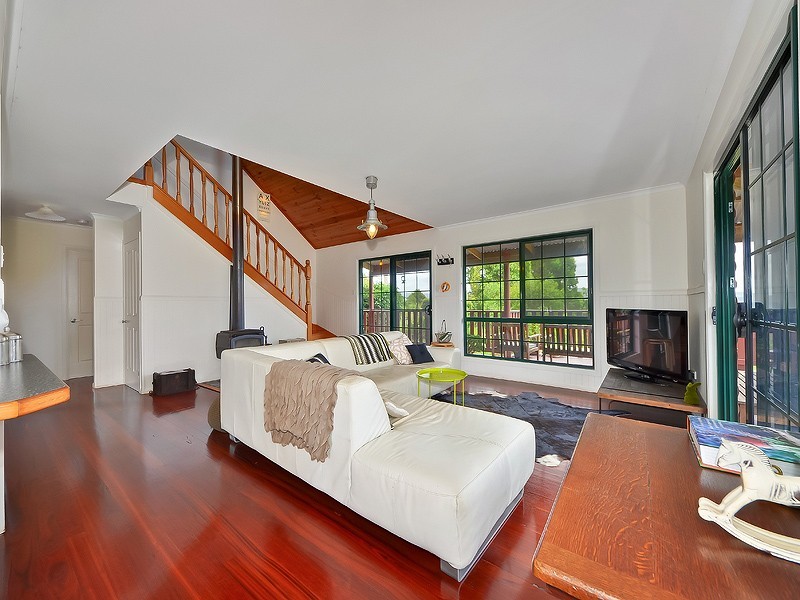 133 Lehman Rd, Traveston QLD 4570