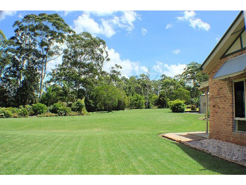 60 Orana Avenue, Pomona QLD 4568