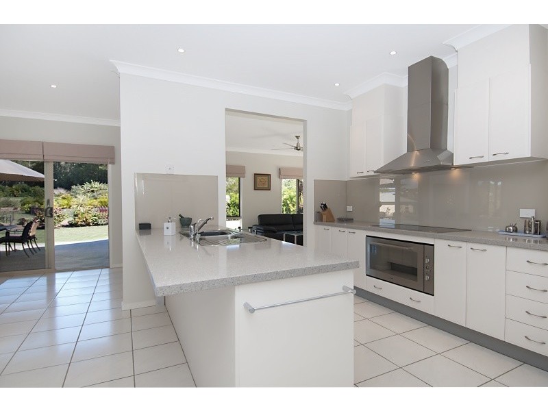 60 Orana Avenue, Pomona QLD 4568