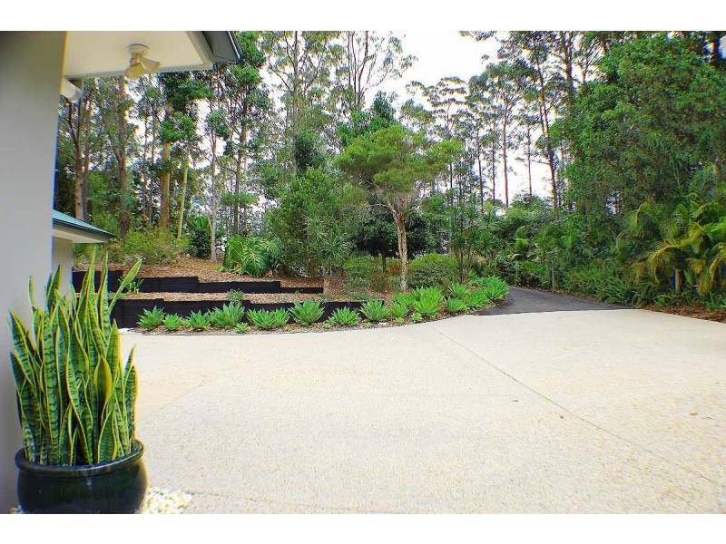 23 Yurol Forest Drive, Pomona QLD 4568