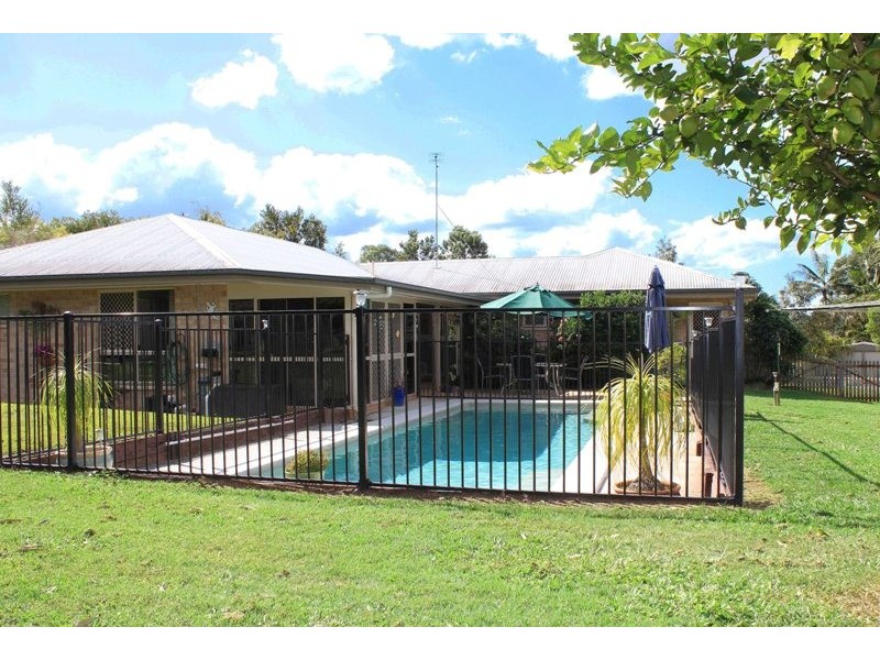 10 Meridan Court, Pomona QLD 4568