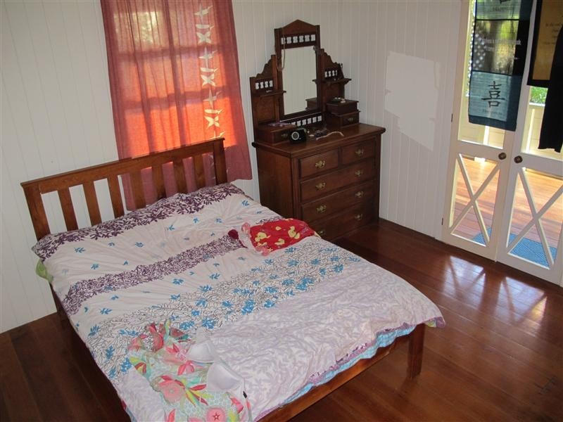 16 Queen Street, Cooran QLD 4569