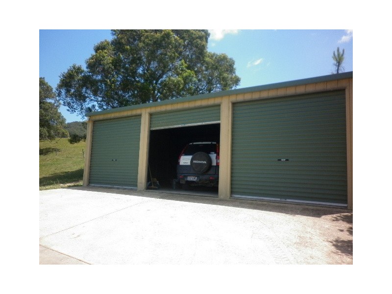 Federal QLD 4568