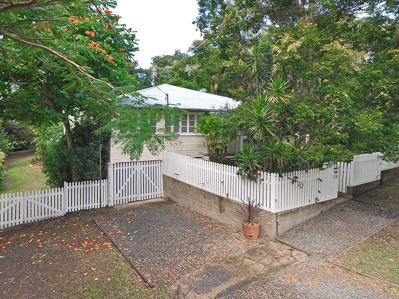 28 Henry Street, Cooran QLD 4569