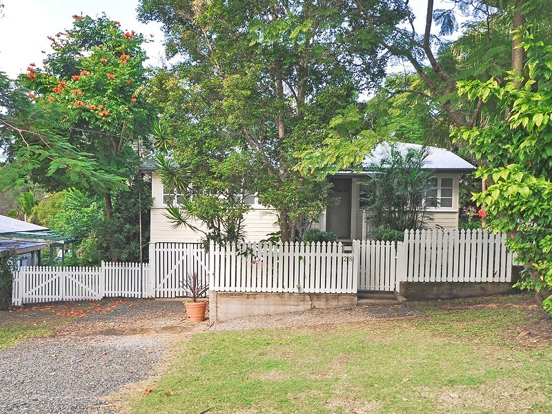 28 Henry Street, Cooran QLD 4569