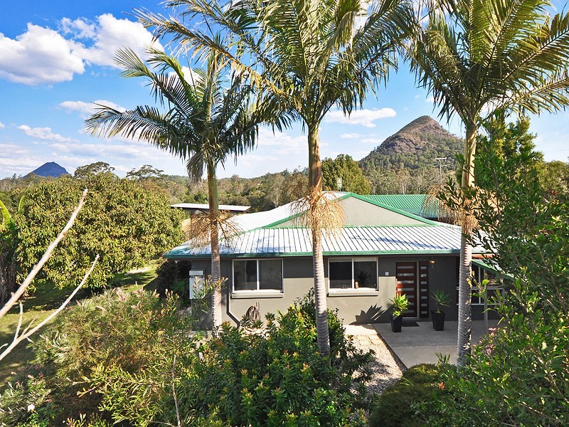 33 Mahers Road, Cooran QLD 4569