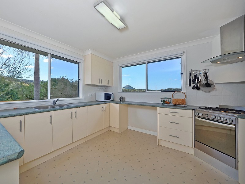 33 Mahers Road, Cooran QLD 4569