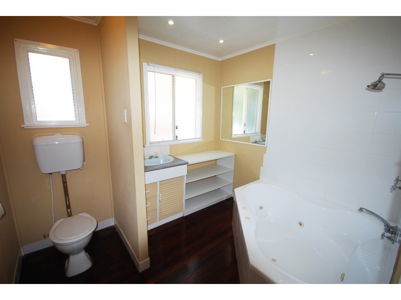 13 Tulip Street, Cooroy QLD 4563