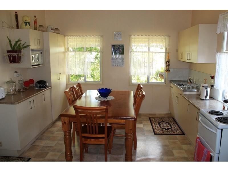 1 Hill Street, Pomona QLD 4568