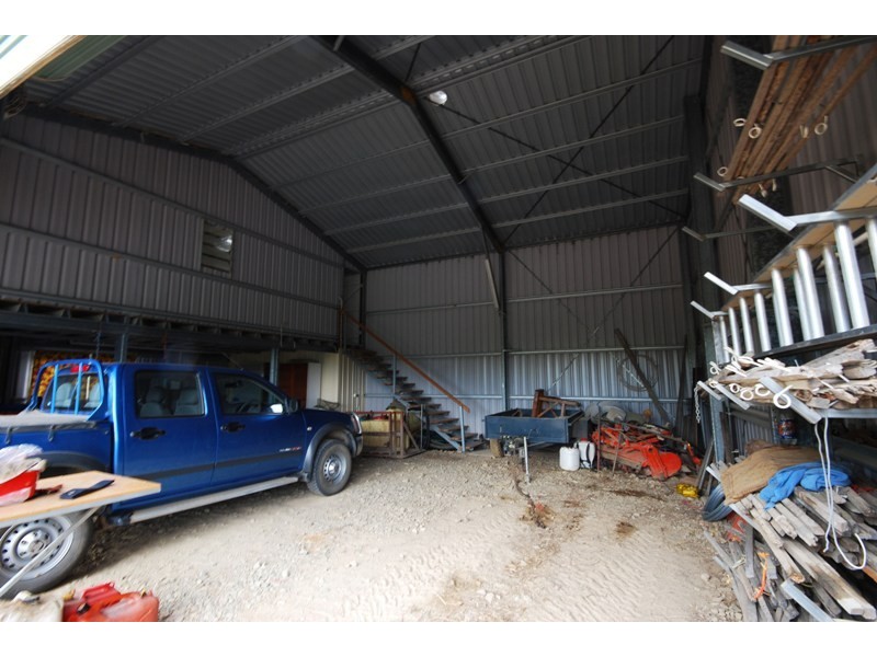 121 Buckley Road, Kin Kin QLD 4571