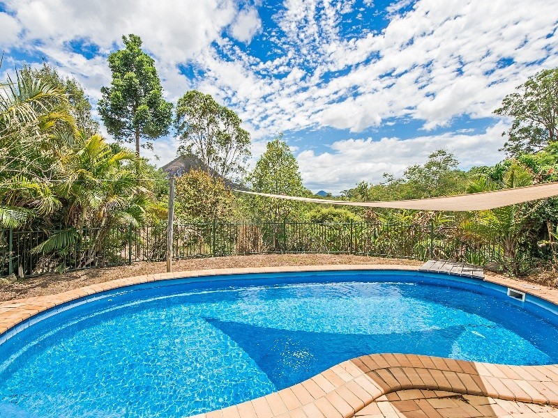 12 Drovers Court, Pomona QLD 4568