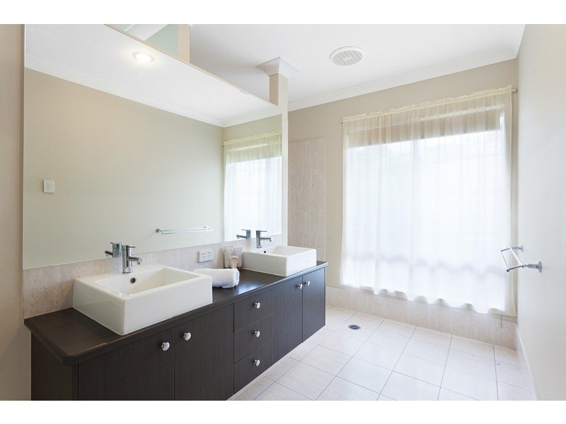 12 Dollarbird Drive, Pomona QLD 4568