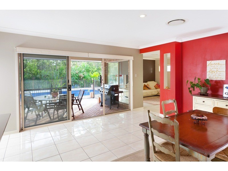 12 Dollarbird Drive, Pomona QLD 4568