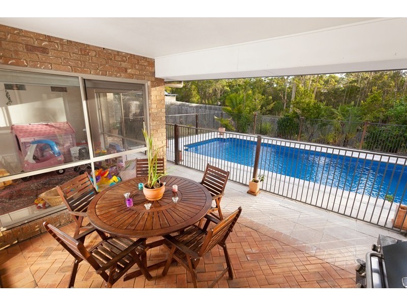 12 Dollarbird Drive, Pomona QLD 4568
