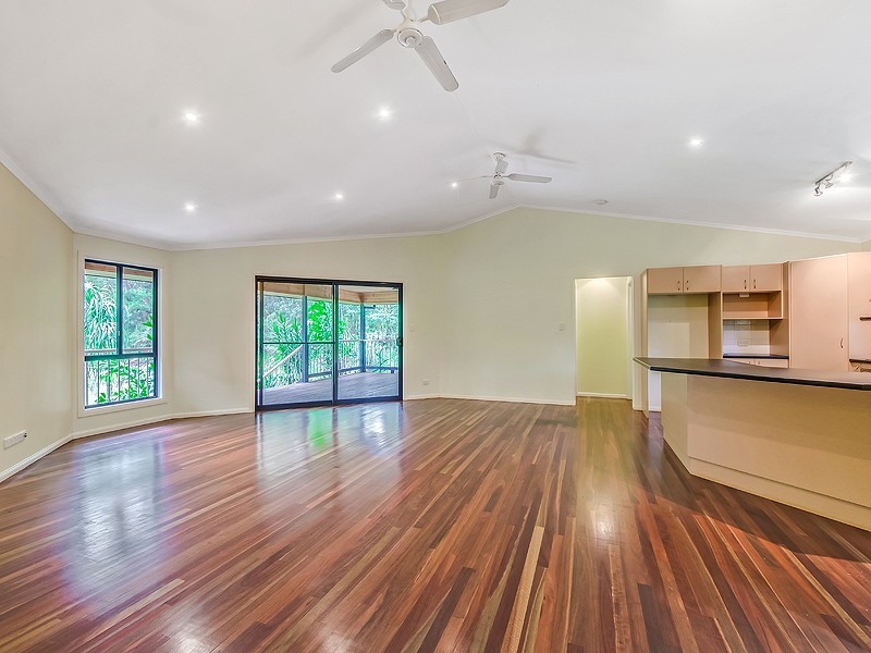 299 Louis Bazzo Drive, Pomona QLD 4568