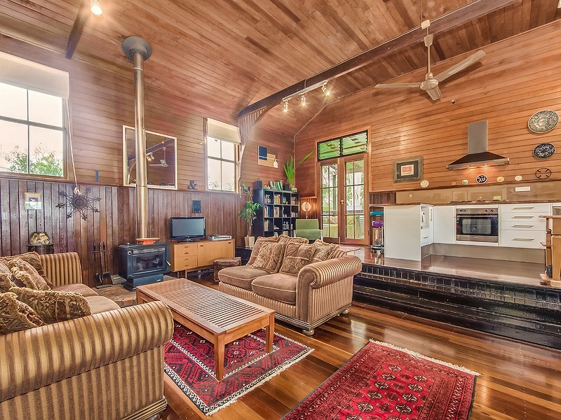 20 Edward Street, Cooran QLD 4569