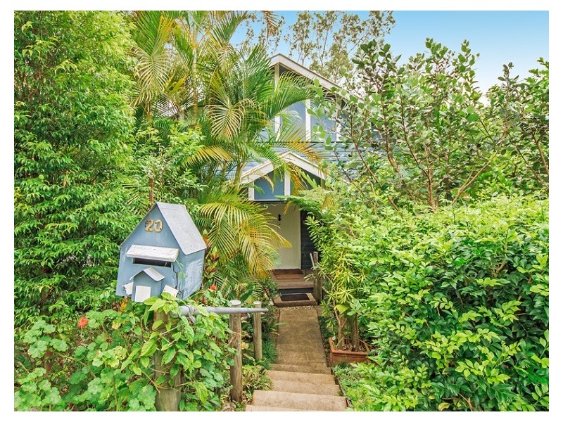 20 Edward Street, Cooran QLD 4569