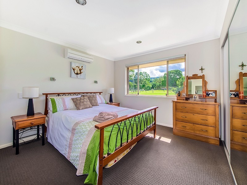 88 Tablelands Road, Cooran QLD 4569