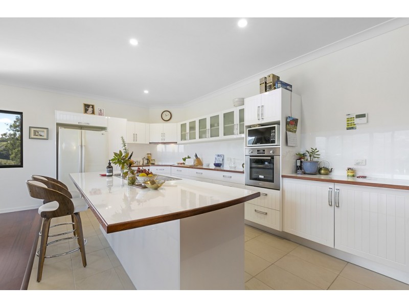 40 Brewers Road, Cooran QLD 4569