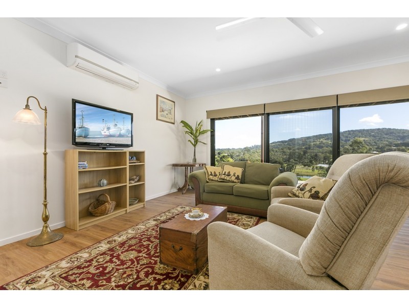 40 Brewers Road, Cooran QLD 4569