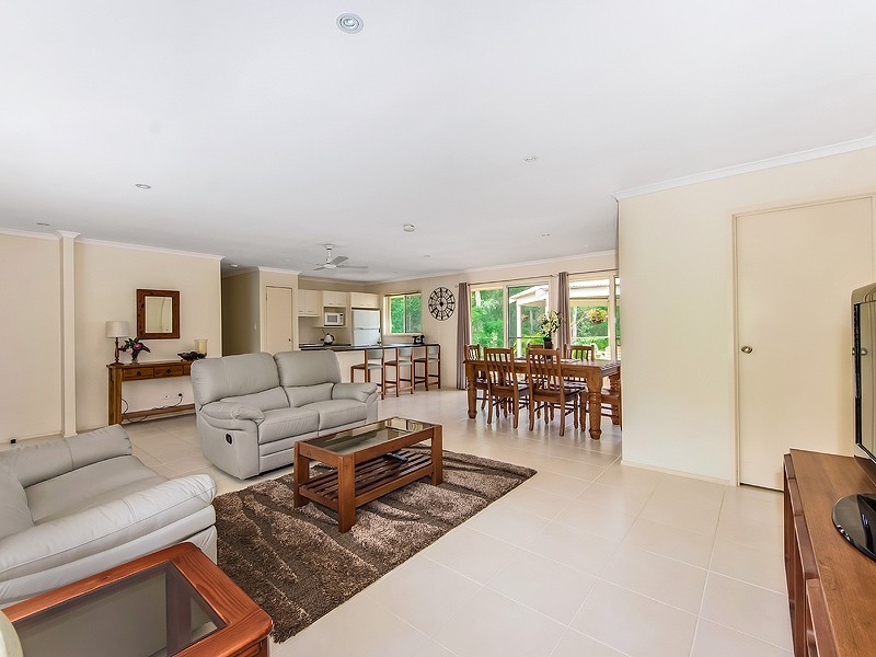 32 Woodcutter Rise, Pomona QLD 4568
