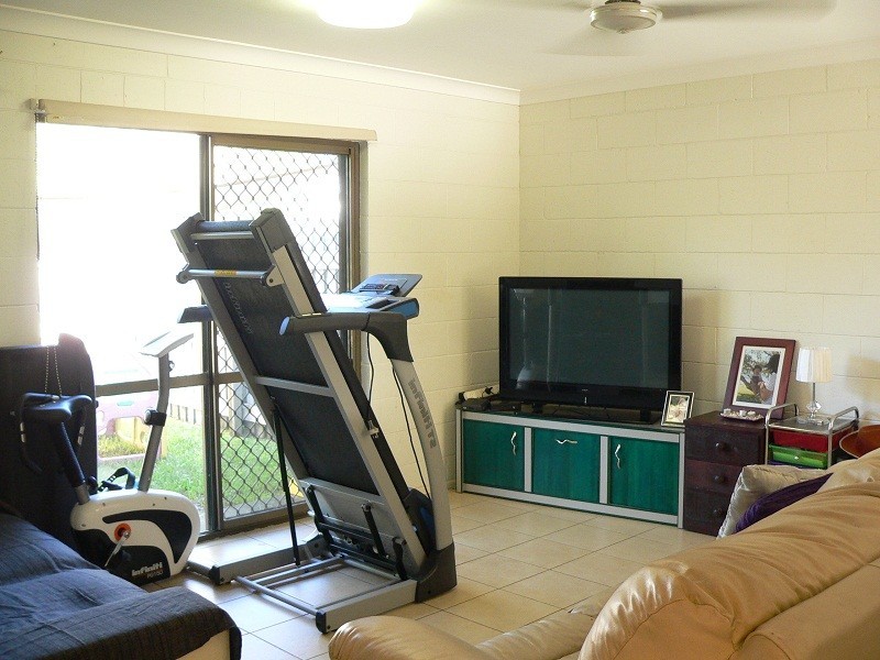 3/2 Topaz Street, Cooroy QLD 4563