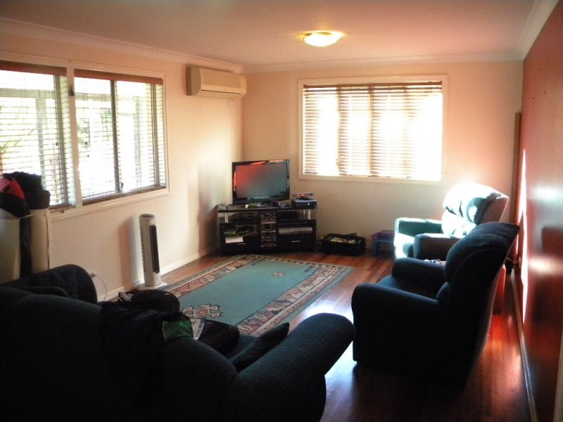 8 Topaz Street, Cooroy QLD 4563