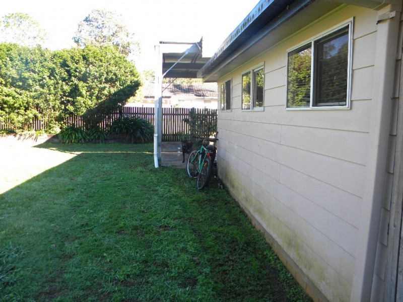 8 Topaz Street, Cooroy QLD 4563