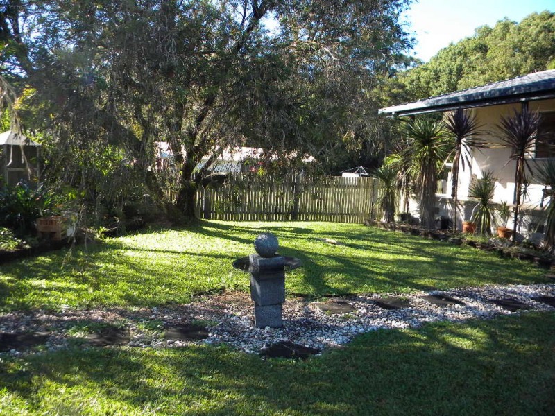 8 Topaz Street, Cooroy QLD 4563