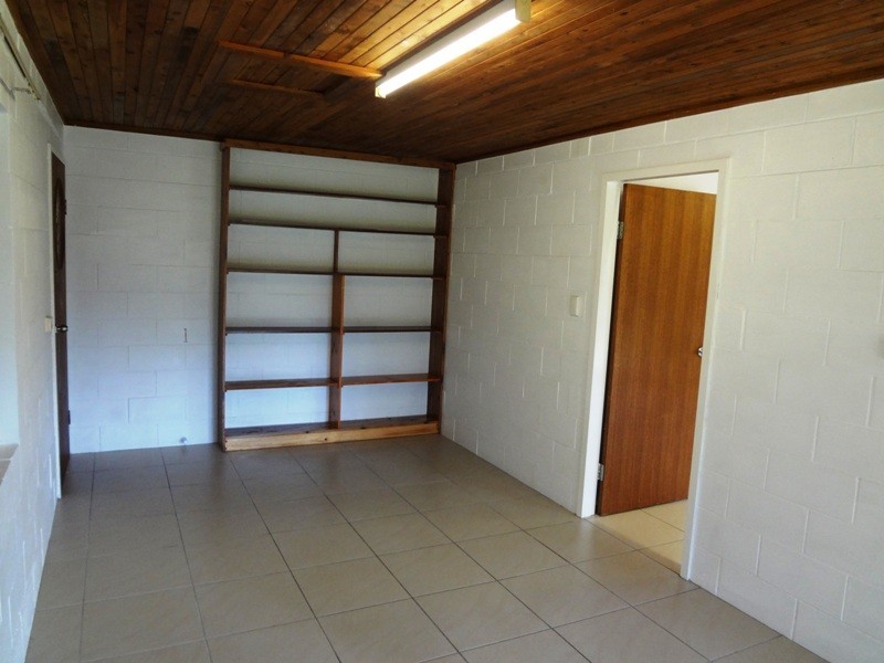 8 King Street, Traveston QLD 4570