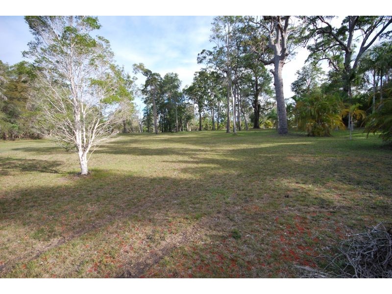 1085 Louis Bazzo Drive, Cootharaba QLD 4565