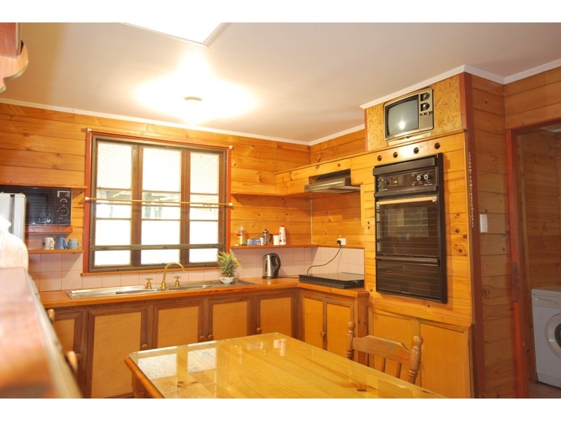 1085 Louis Bazzo Drive, Cootharaba QLD 4565
