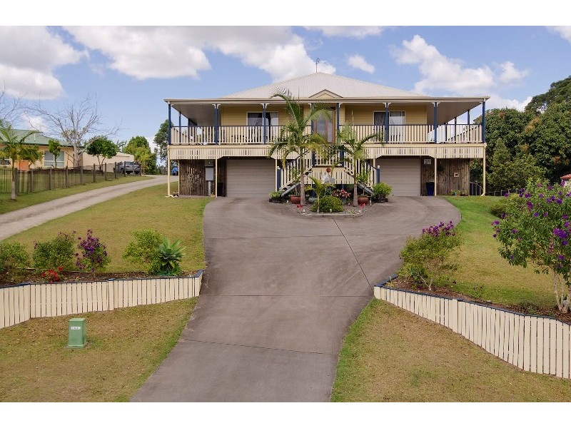 33 Kensington Drive, Cooroy QLD 4563