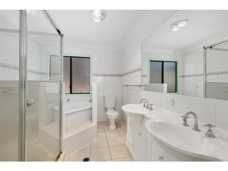 15 Jampot Lane, Pomona QLD 4568