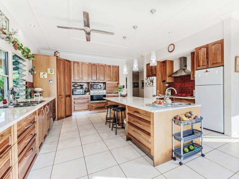 Traveston QLD 4570
