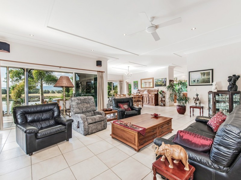 Traveston QLD 4570